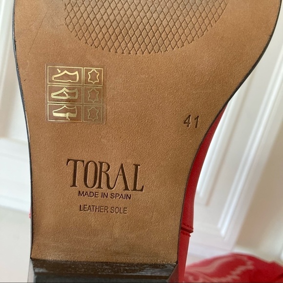 Toral Free People Cross Your Heart Red Leather Western Embroidered Boots Sz 41 - Picture 8 of 8